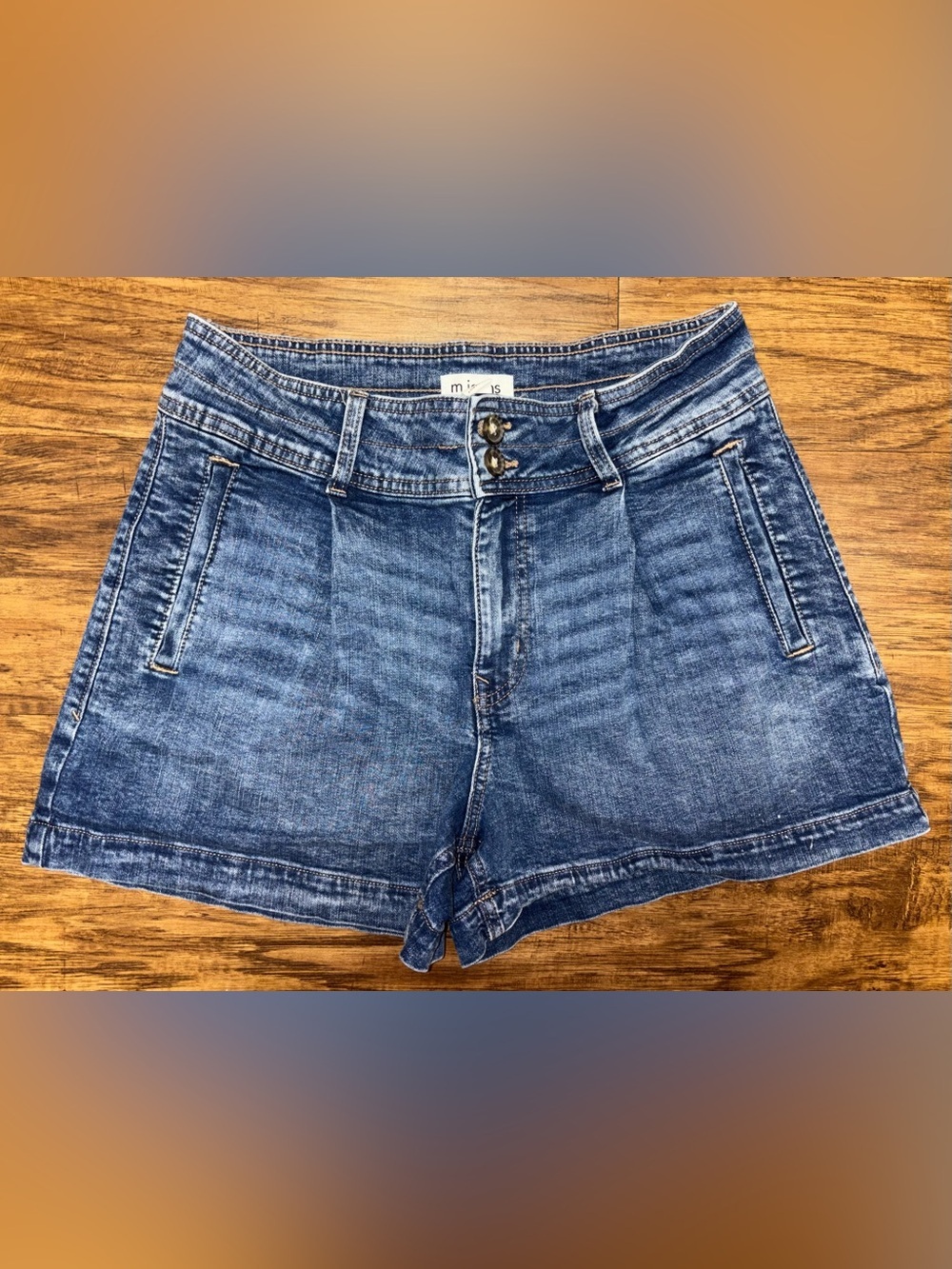 M Jeans by Maurices Original Fit High Rise A-Line Shortie Shorts Size 10